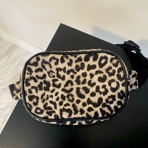 Print cross body/ Fanny pack
